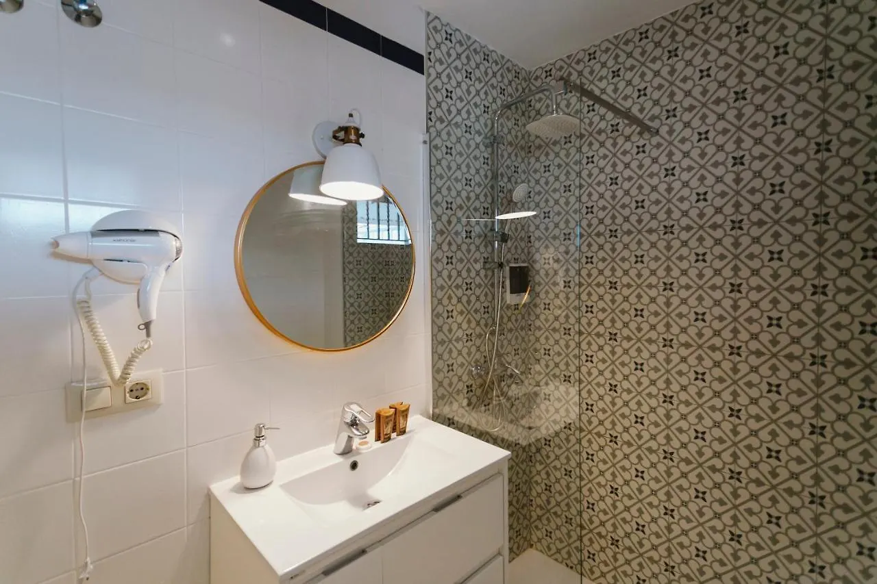 Complete Studio With Terrace - 1Bth- La Giralda Apartment Seville Spain